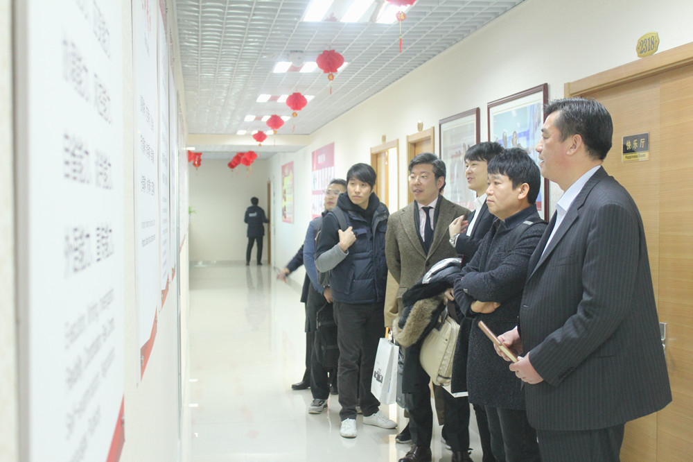 韩国代表团一行莅临名客来网参观考察