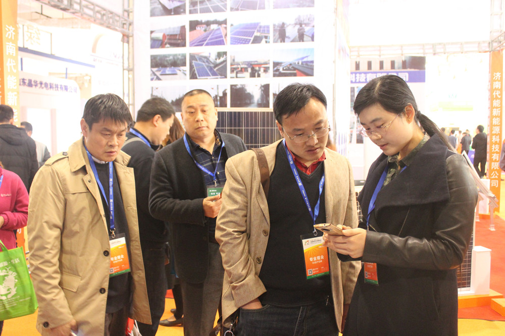 名客来网成为第12届中国太阳能利用大会暨展览会的亮丽风景